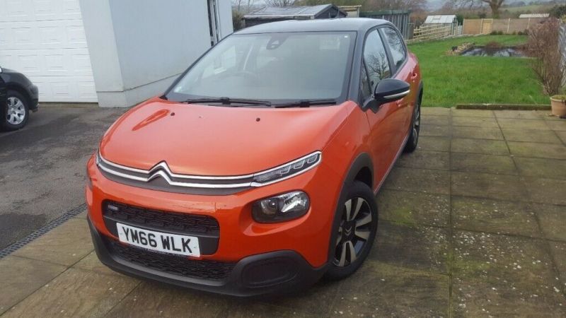 2017 Citroen C3 1.2 5dr image 1