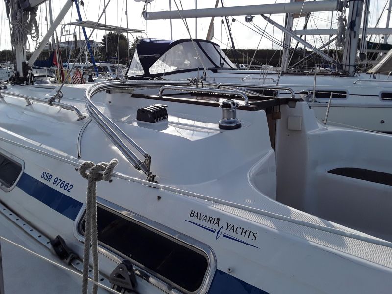 2002 Bavaria 34 Cruiser image 6