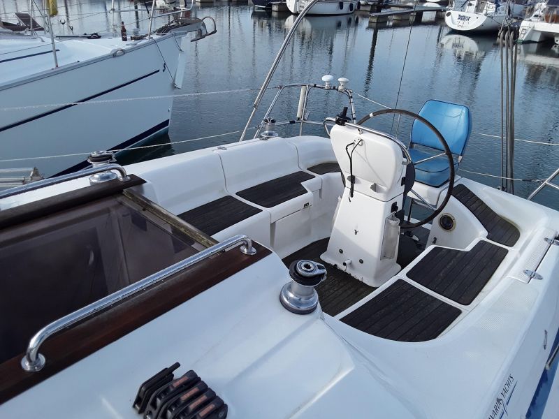 2002 Bavaria 34 Cruiser image 11