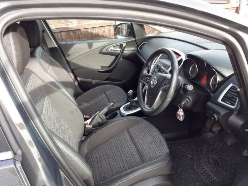 2015 Vauxhall Astra 1.6 image 9