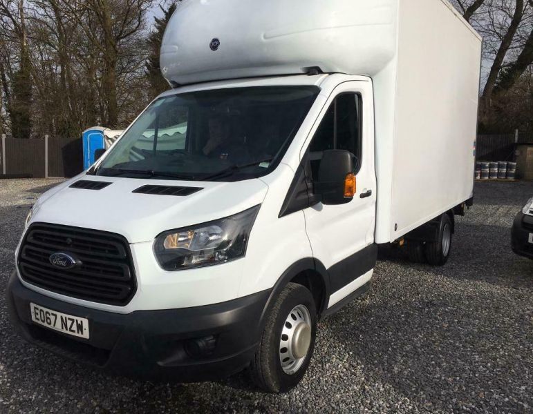 2017 Ford Transit Luton With Tail Lift image 2