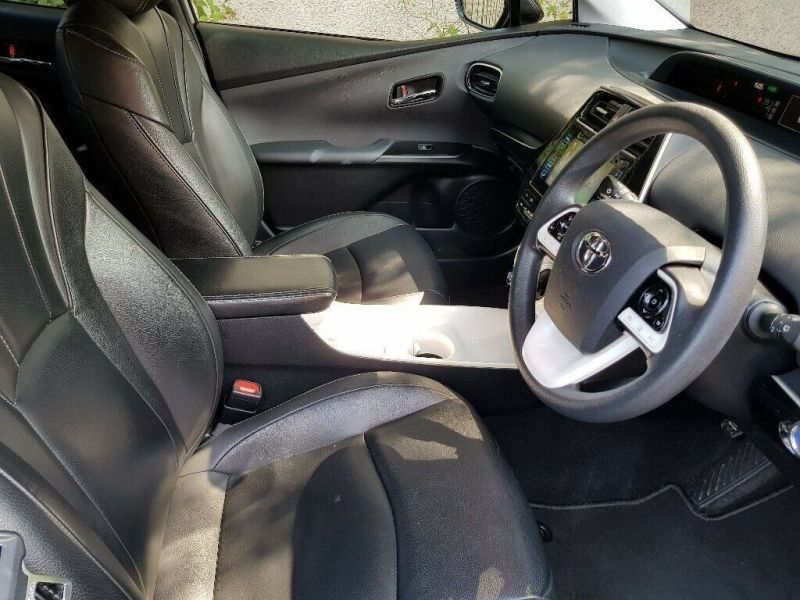 2018 PCO Ready Toyota Prius image 4