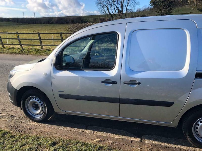 2017 Mercedes-Benz Citan 111 LWB 1.5CDi image 2