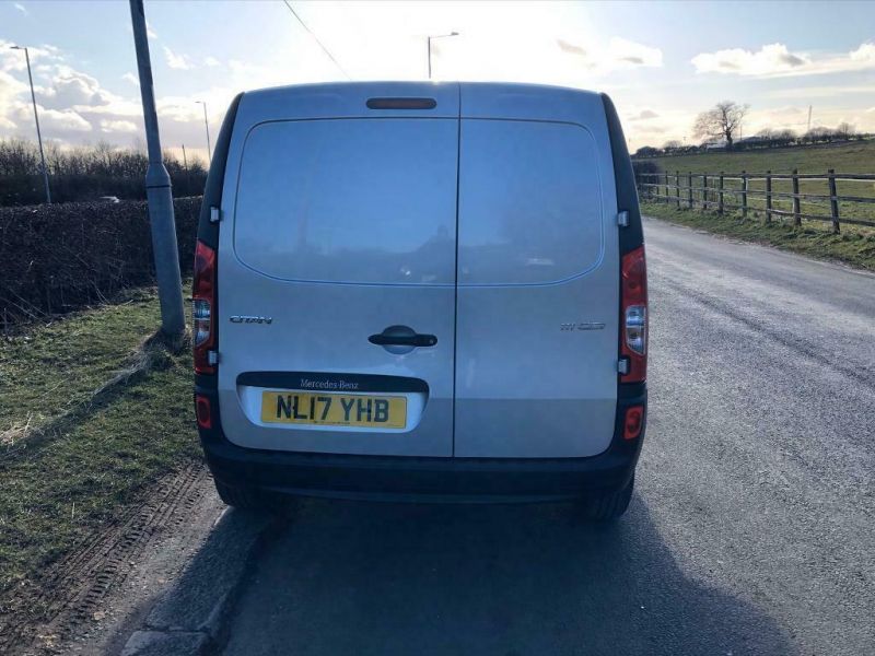 2017 Mercedes-Benz Citan 111 LWB 1.5CDi image 4