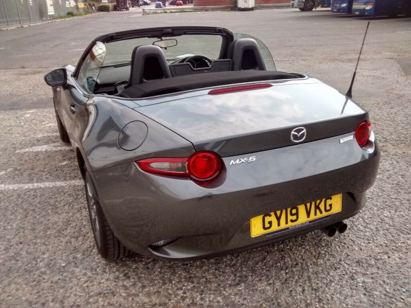 2019 Mazda MX5 1.5 132 SE+ image 2