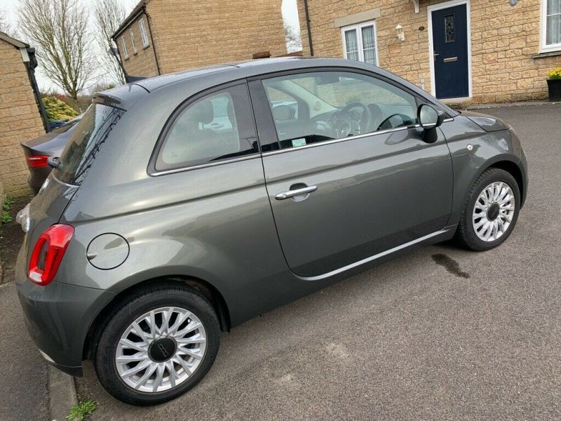 2019 Fiat 500 Lounge image 2