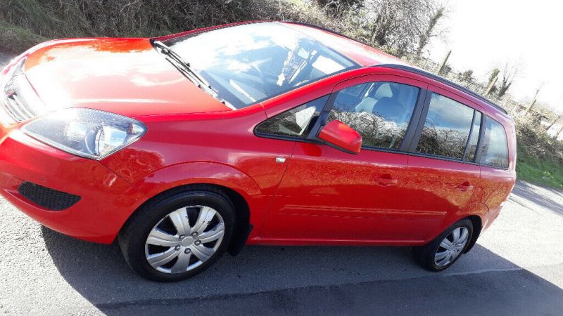 2014 Vauxhall Zafira image 1