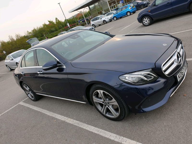Mercedes Benz E 220 d Premium image 2