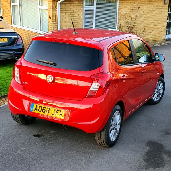 2018/19 Vauxhall Viva SL Extra 1.0i image 2