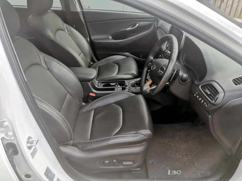 2019 Hyundai I30 Premium 1.4T GDI Auto image 4