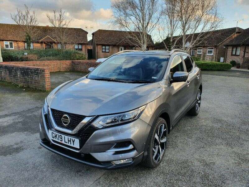 2019 Nissan Qashqai Tekna 1.3 Dig-T image 1