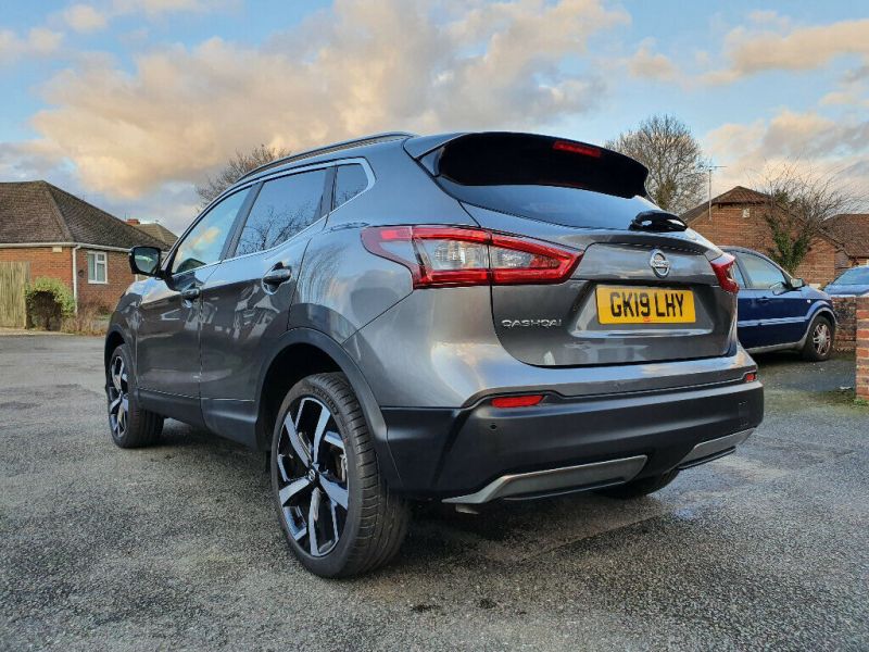 2019 Nissan Qashqai Tekna 1.3 Dig-T image 3