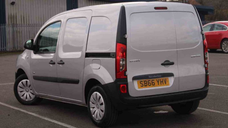 2016 Mercedes-Benz Citan 109CDI Van image 2