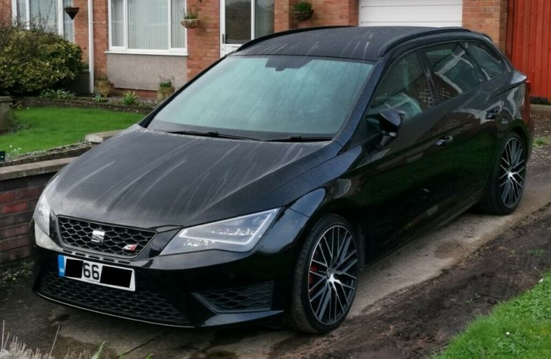 2016 Seat Leon 2.0 TSI Cupra 290 Black ST (S/S) 5dr image 2