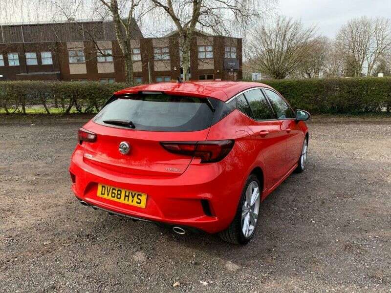 2018 Vauxhall Astra 1.6i Turbo GPF SRi VX Line 5dr image 4