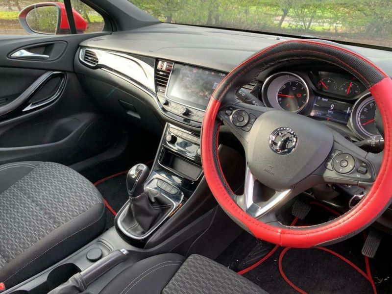 2018 Vauxhall Astra 1.6i Turbo GPF SRi VX Line 5dr image 8