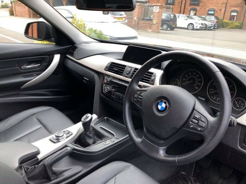 2016 BMW 3 Series 2.0 image 7