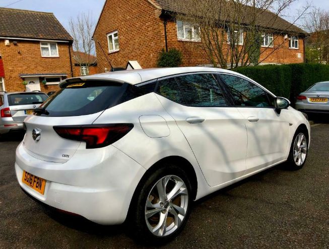 2016 Vauxhall Astra 1.6 5dr image 3