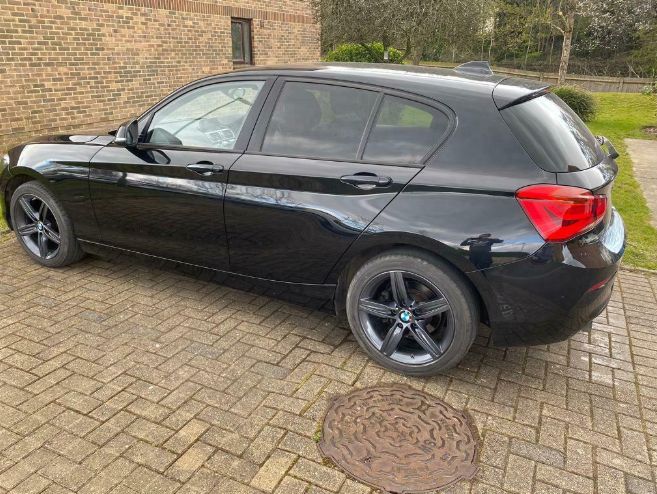 2017 BMW 118D 2.0 Sport image 1