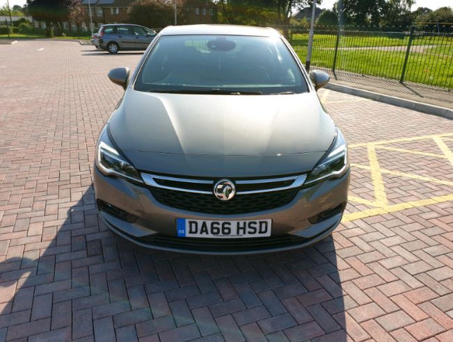 2016 Vauxhall Astra 1.4 SRI image 2