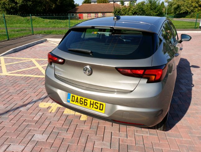 2016 Vauxhall Astra 1.4 SRI image 4