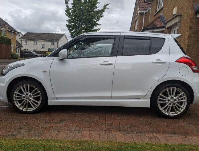 2016 Suzuki Swift Sport 1.6 image 3