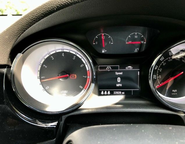 2016 Vauxhall Astra 1.4T SRI 150 image 5