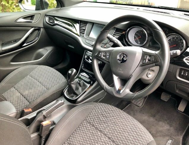 2016 Vauxhall Astra 1.4T SRI 150 image 8