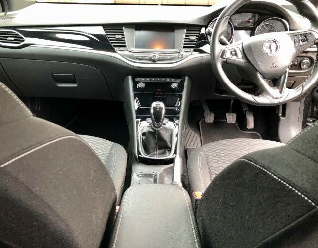 2016 Vauxhall Astra 1.4T SRI 150 image 10