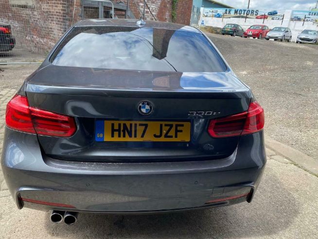 2017 BMW 330E M-Sport Auto Plug-In Hybrid image 4