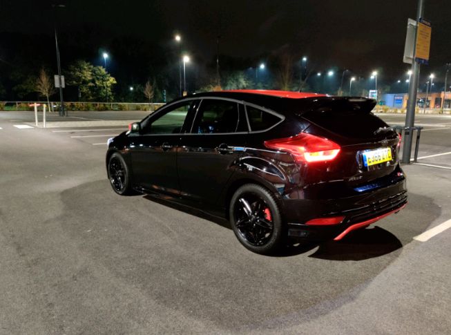2016 Ford Focus 2.0 TDCi 200hp image 7