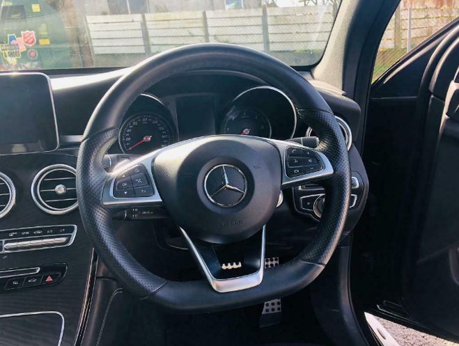 2018 Mercedes Benz GLC - 2018 Fully Loaded Model image 7