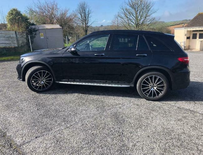 2018 Mercedes Benz GLC - 2018 Fully Loaded Model image 8