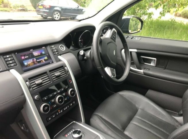 Land Rover Discovery Sport 2.0 TD4 image 8