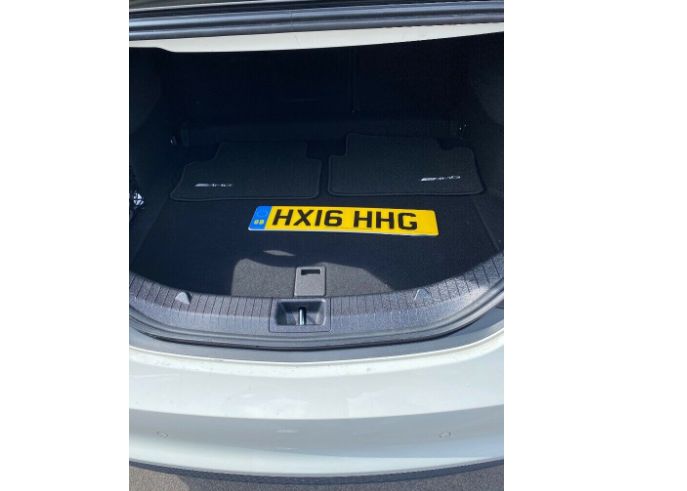 2016 Mercedes CLA 220 AMG Night Edition image 8