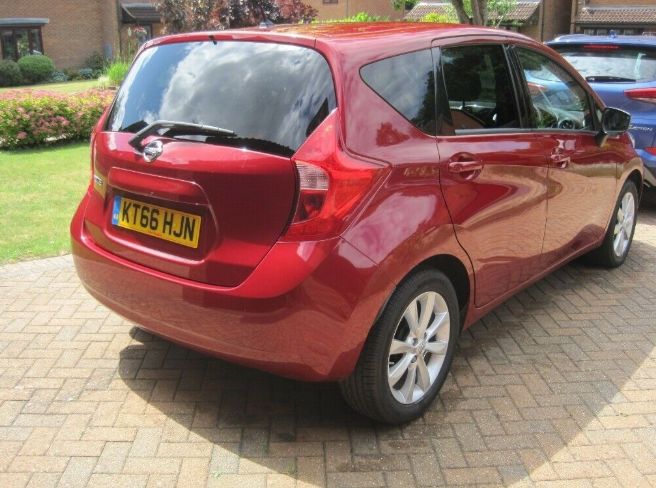 2016 Nissan Note 1.2 Tekna DIG-S 5dr image 3