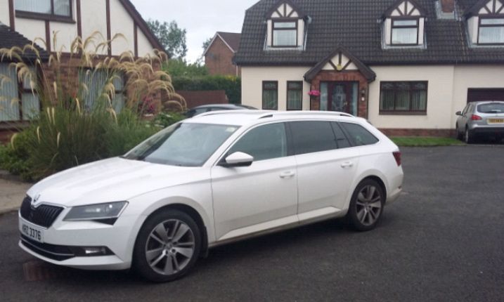 2016 Skoda Superb 2.0 5dr image 3