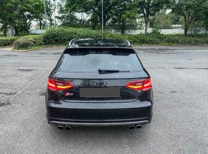 2016 Audi S3 2.0TFSI Quattro - S-Tronic image 4