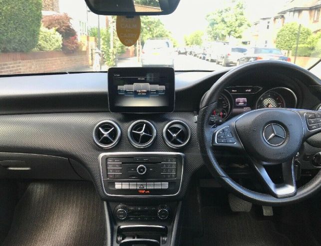 2017 Mercedes Benz A180D Sport Auto image 8