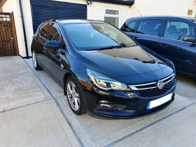 2016 Vauxhall Astra 1.4T SRI NAV image 1