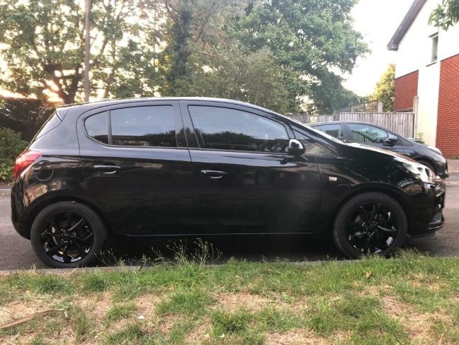 2017 Vauxhall Corsa 1.4 5dr image 3