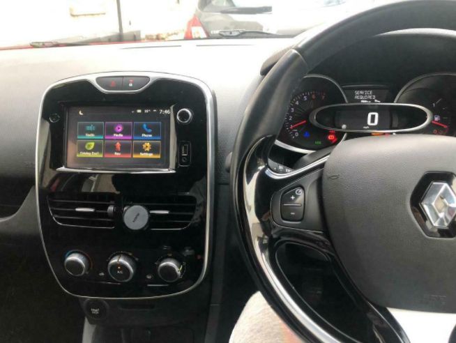 2016 Renault Clio 0.9 5dr image 7