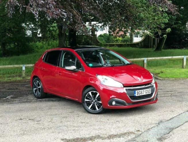 2017 Peugeot 208 1.2 5dr image 1