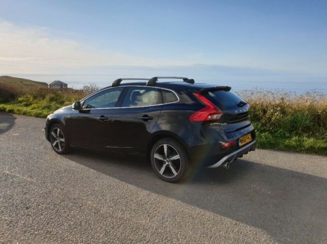 2018 Volvo V40 5dr image 4