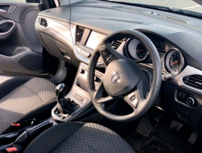 2016 Vauxhall Astra 1.0 image 4