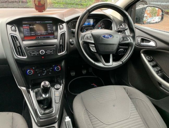 2016 Ford Focus Titanium 1.5 image 5