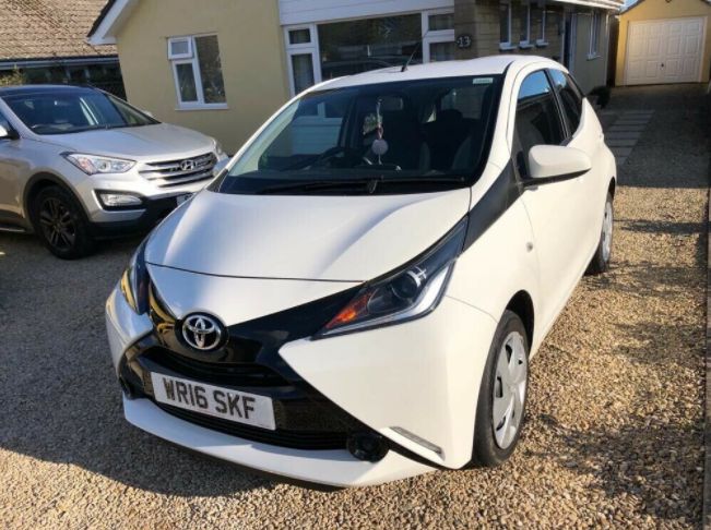 2016 Toyota Aygo 5dr image 3