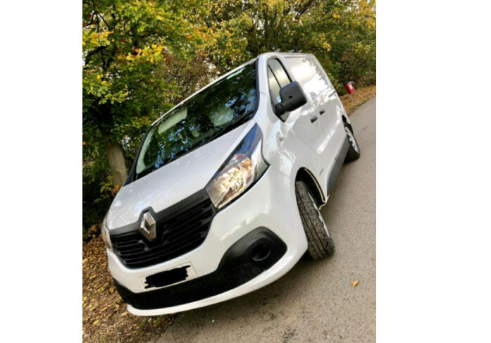 2016 Renault Trafic Busines Excellent Condition