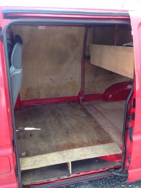 2003 Toyota Hiace van image 5