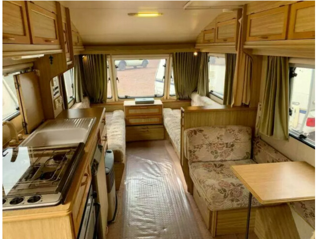 1998 Elddis Crown Sovereign 4 berth Caravan + Awning